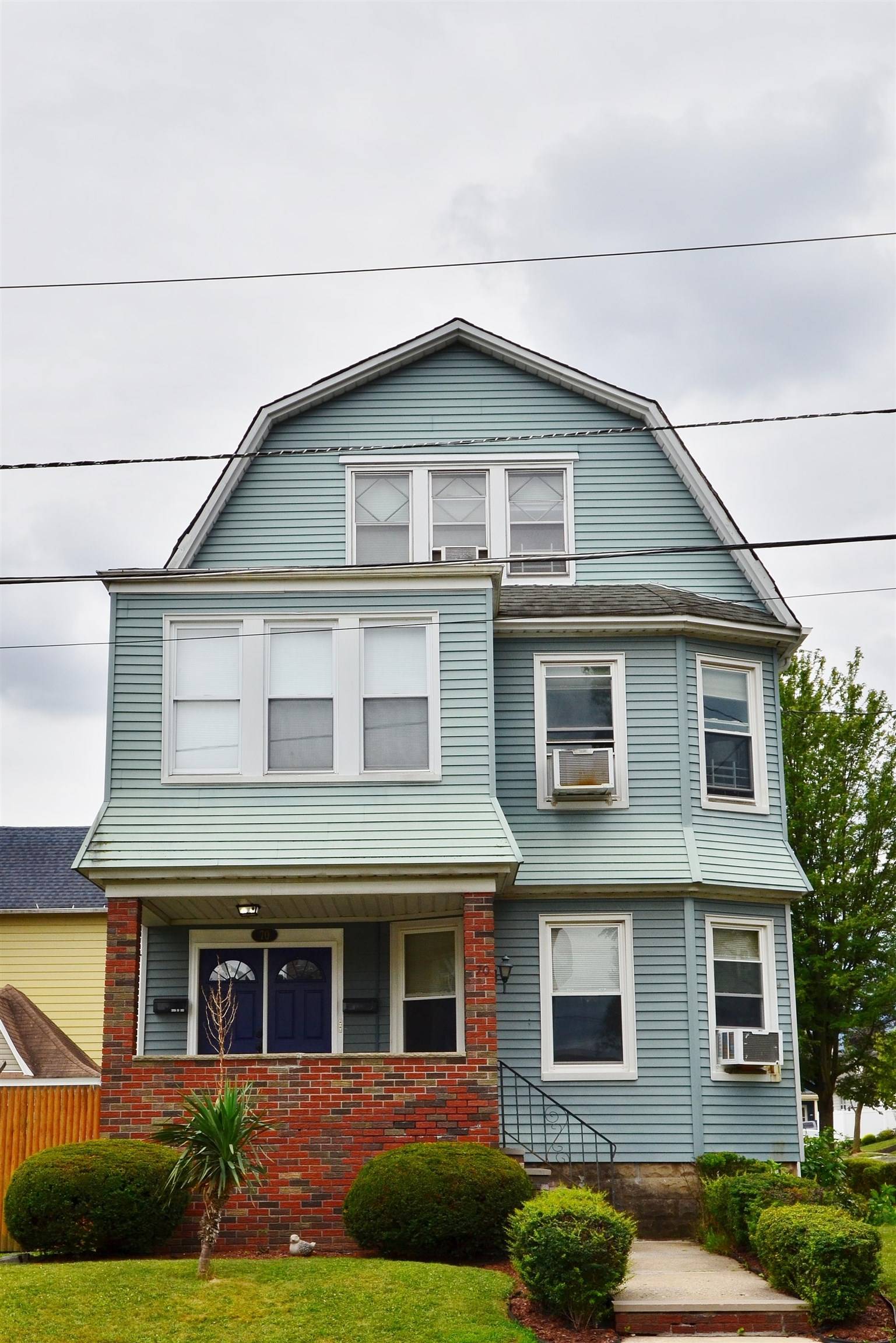 Kearny, NJ 07032,70 BENNETT AVE