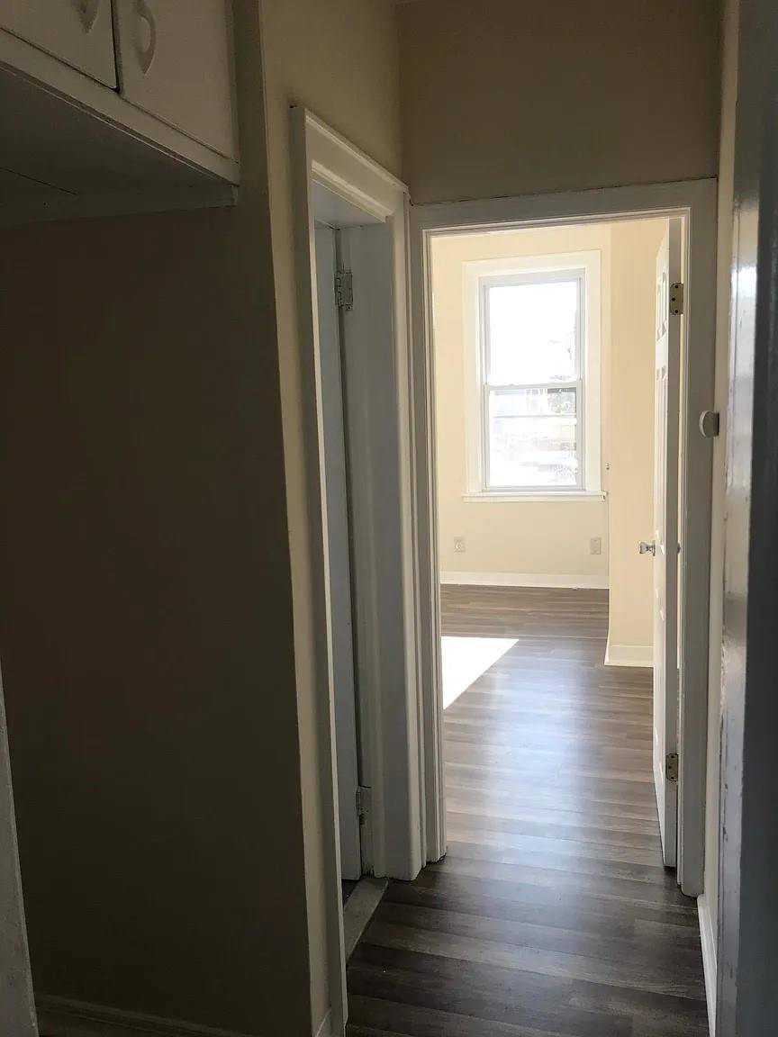 Jc Heights, NJ 07307,54 MONTROSE AVE