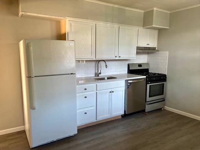 Bayonne, NJ 07002,742 AVENUE A  #1
