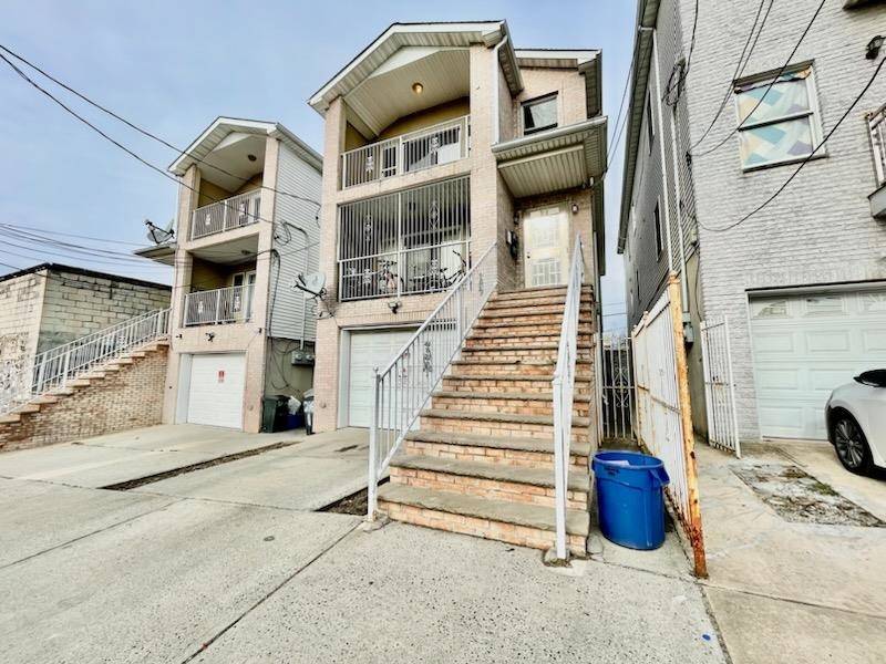 Jc West Bergen, NJ 07305,216 KEARNEY AVE  #2