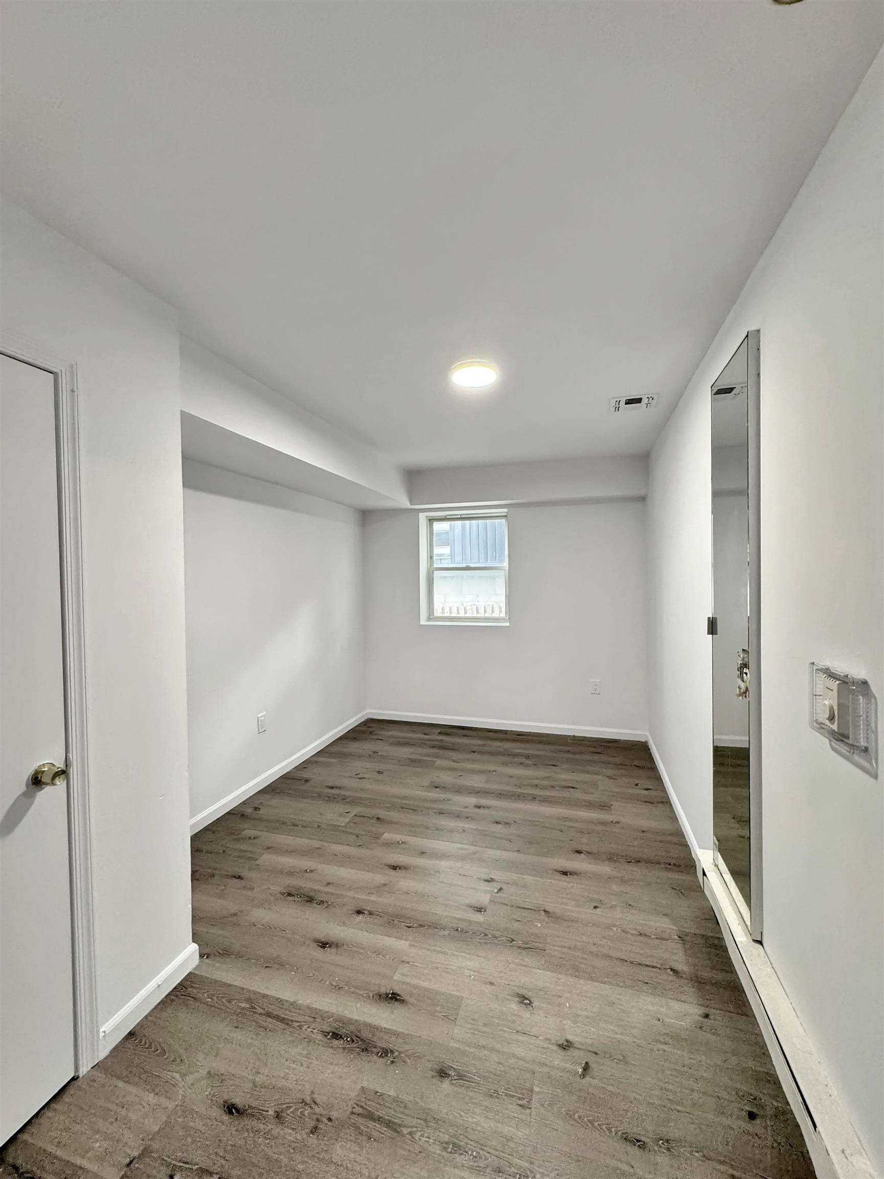 Jc Bergen-lafayett, NJ 07305,117 CARTERET AVE