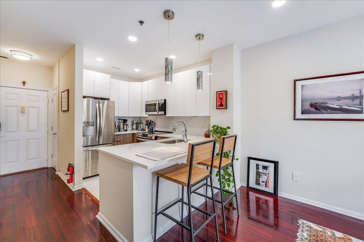 West New York, NJ 07093,26 AVENUE AT PORT IMPERIAL  #213