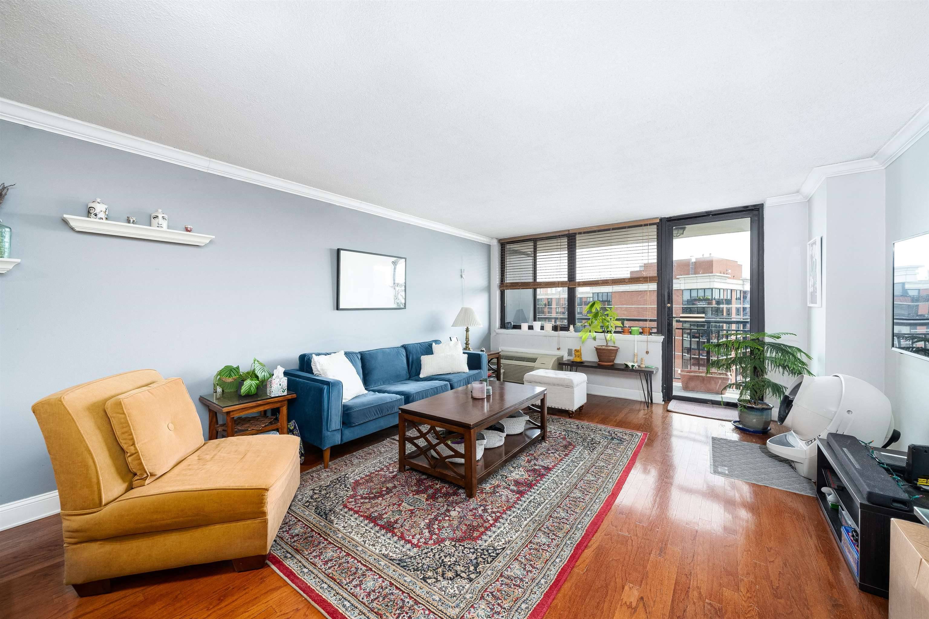 Hoboken, NJ 07030,551 OBSERVER HIGHWAY  #11F