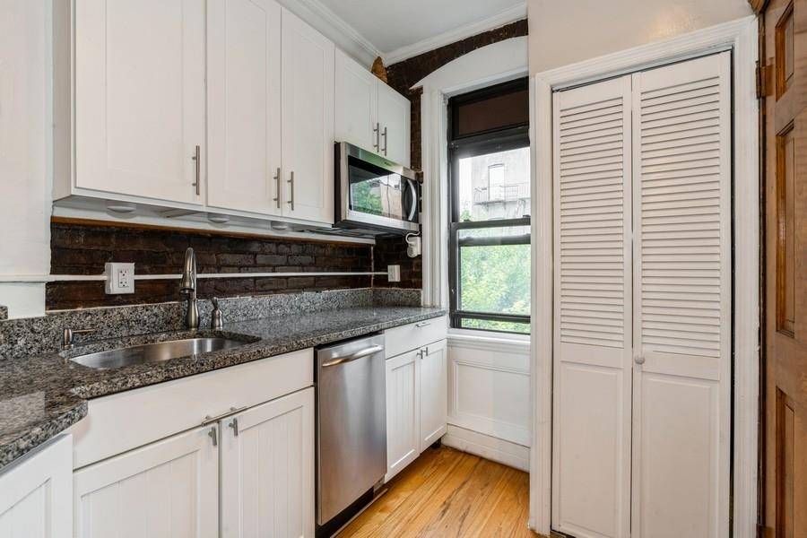 Jc Downtown, NJ 07302,167 CHRISTOPHER COLUMBUS DR  #3L