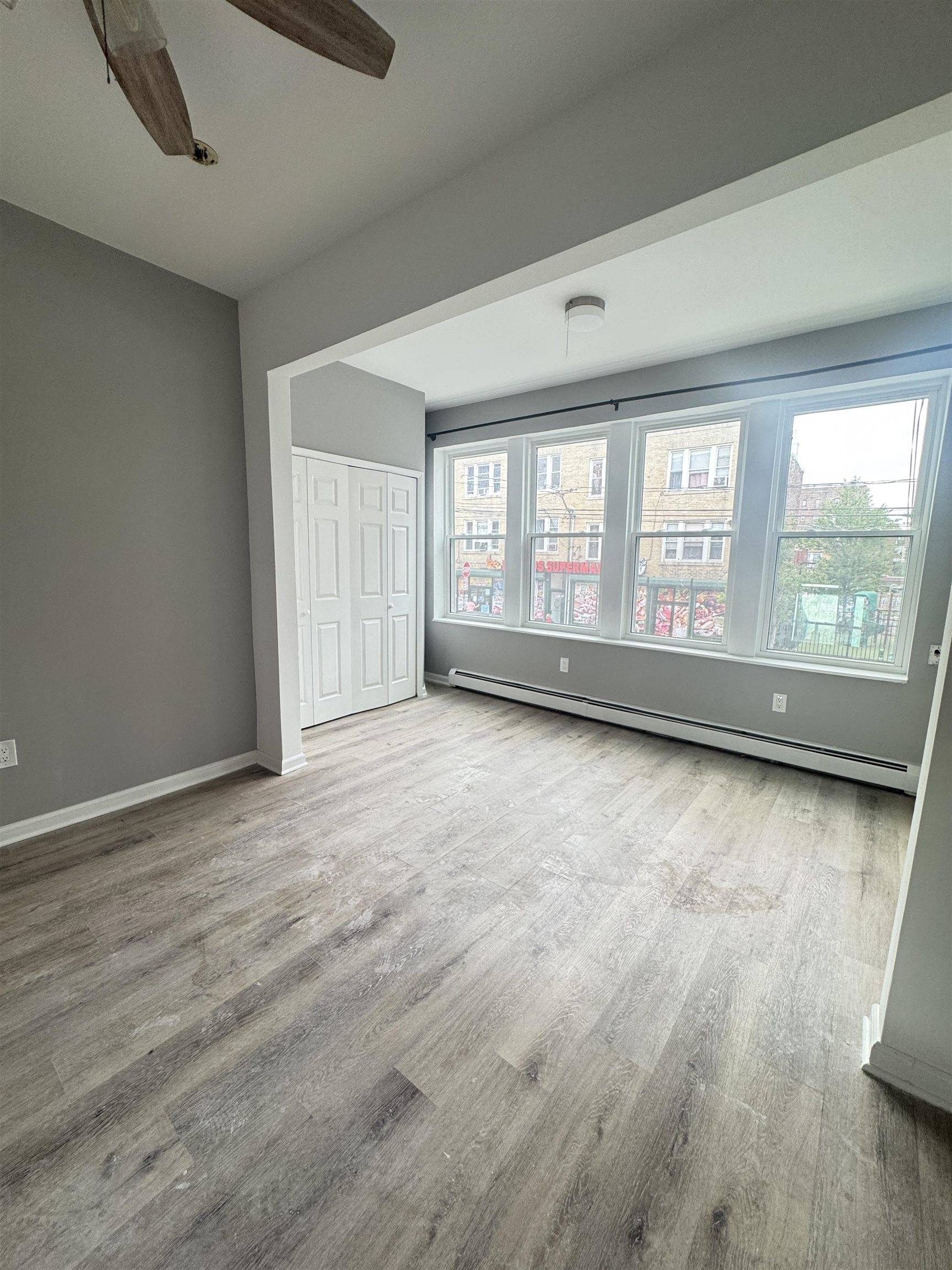 West New York, NJ 07093,6421 HUDSON AVE  #2