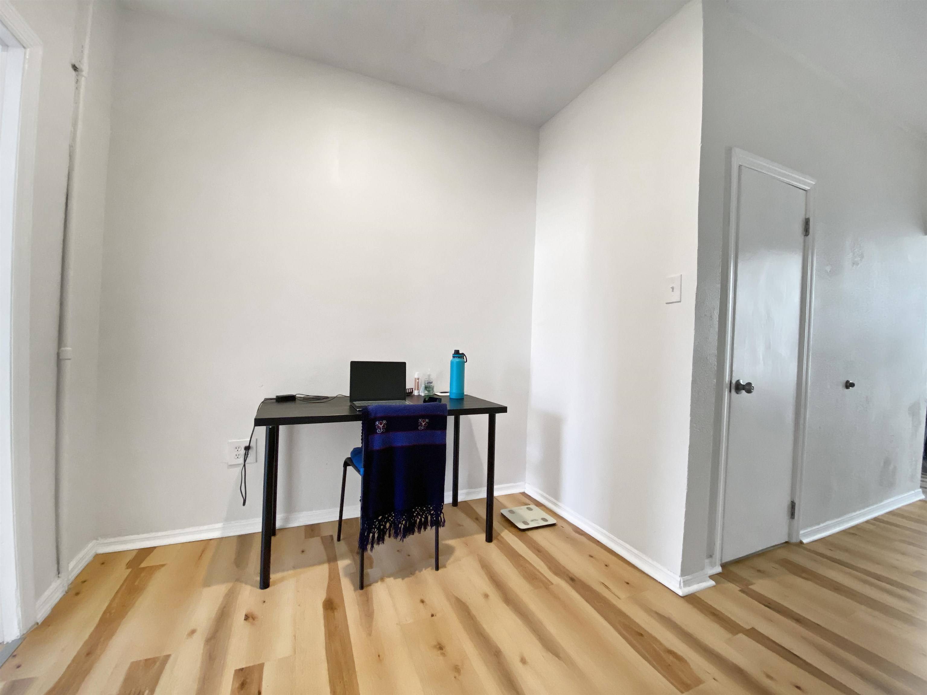 Jc Heights, NJ 07307,216 CAMBRIDGE AVE  #1L