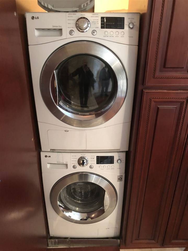 Hoboken, NJ 07030,422 MONROE ST  #4