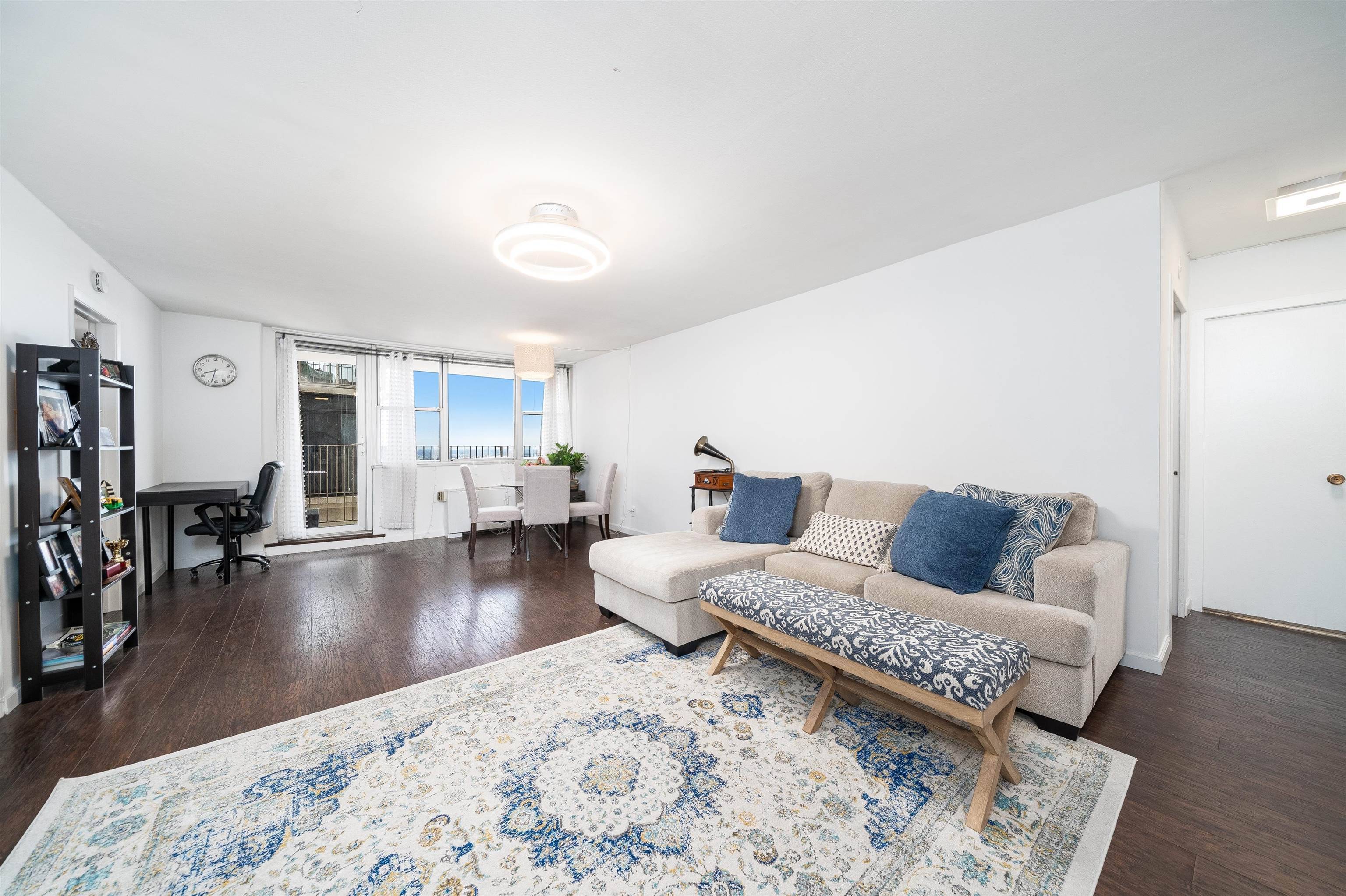 West New York, NJ 07093,6040 BLVD EAST  #31 A