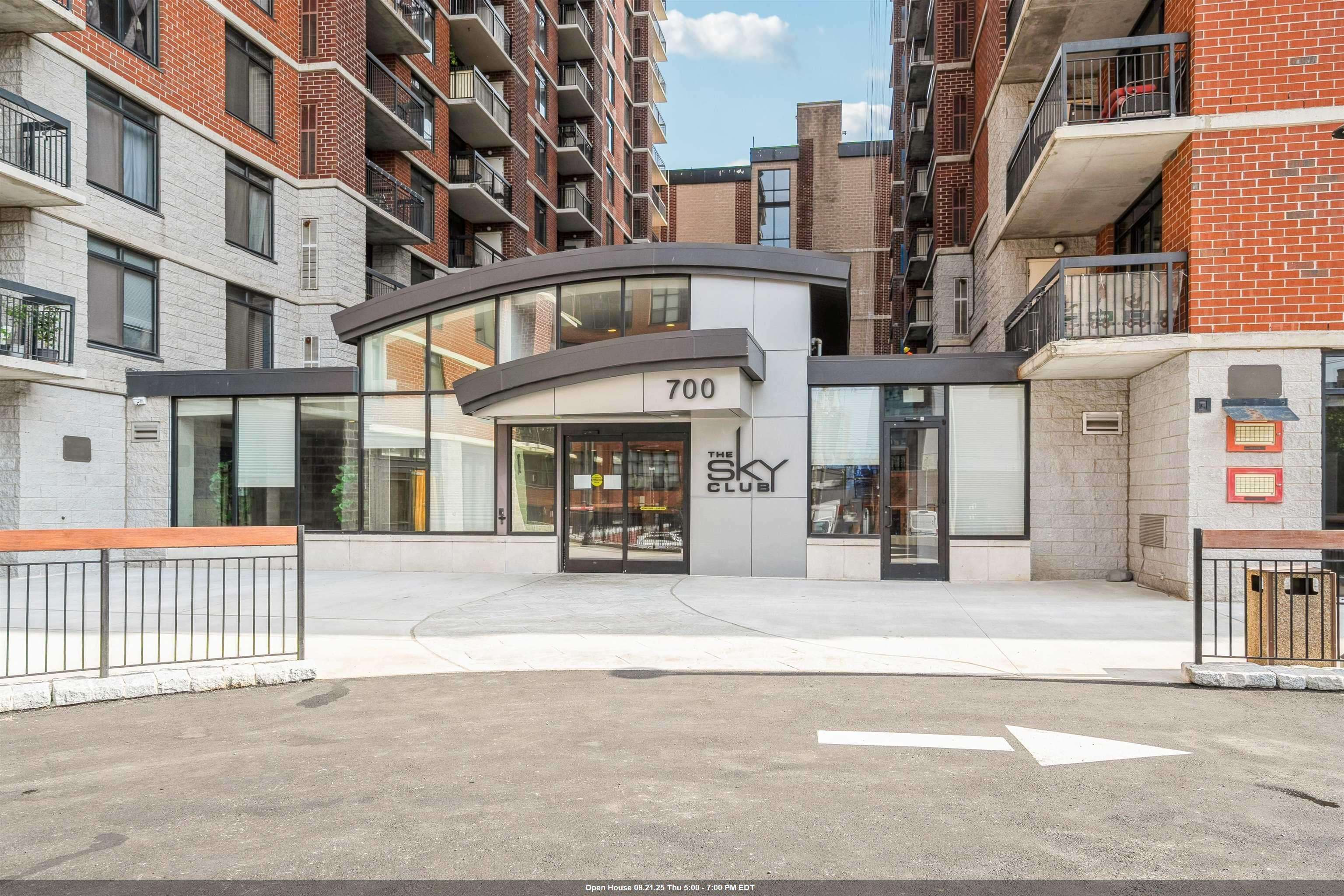 Hoboken, NJ 07030,700 1st Street 1ST ST  #Apt. 15RS