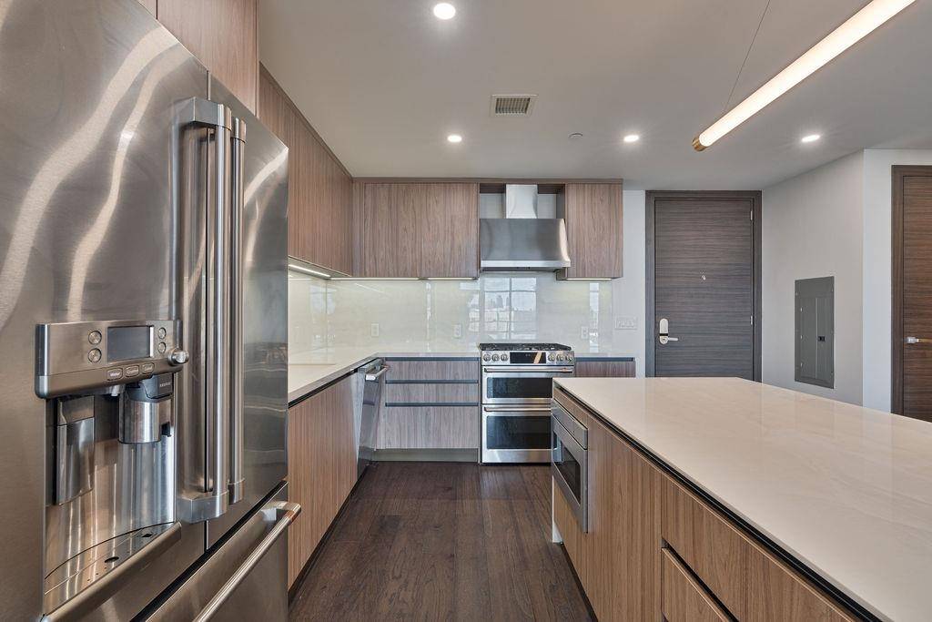 North Bergen, NJ 07047,8701 CHURCHILL RD #502