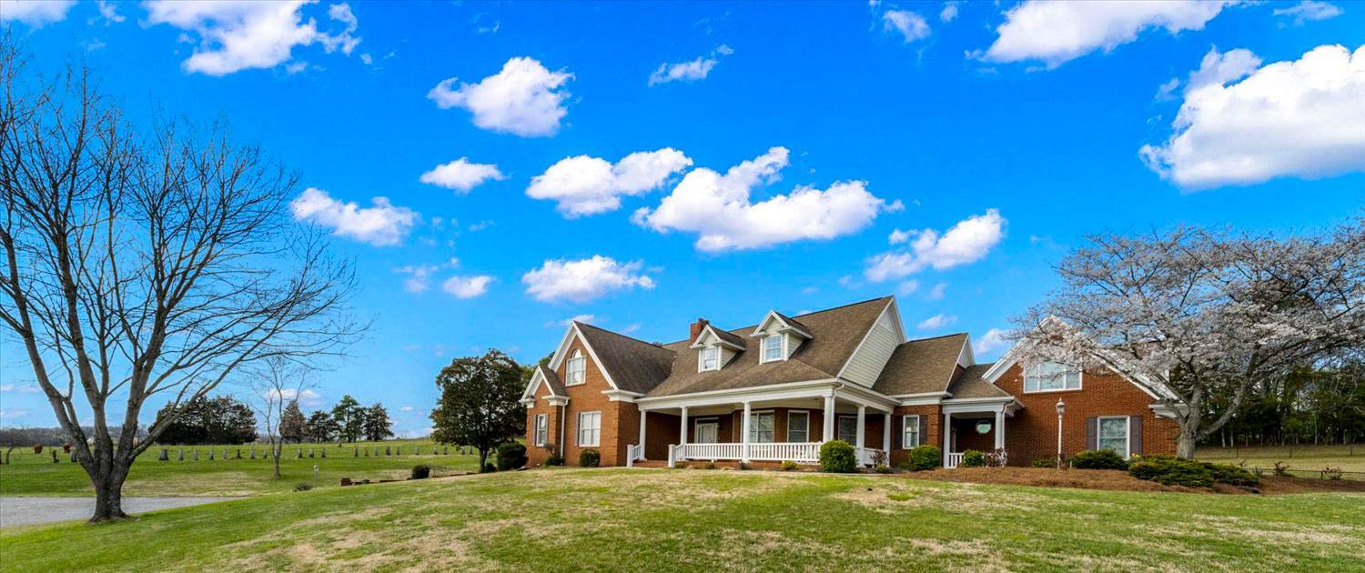 Jefferson City, TN 37760,734 E Old AJ Hwy