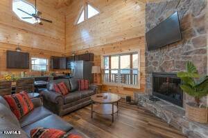 Pigeon Forge, TN 37863,413 Southern Sun Way