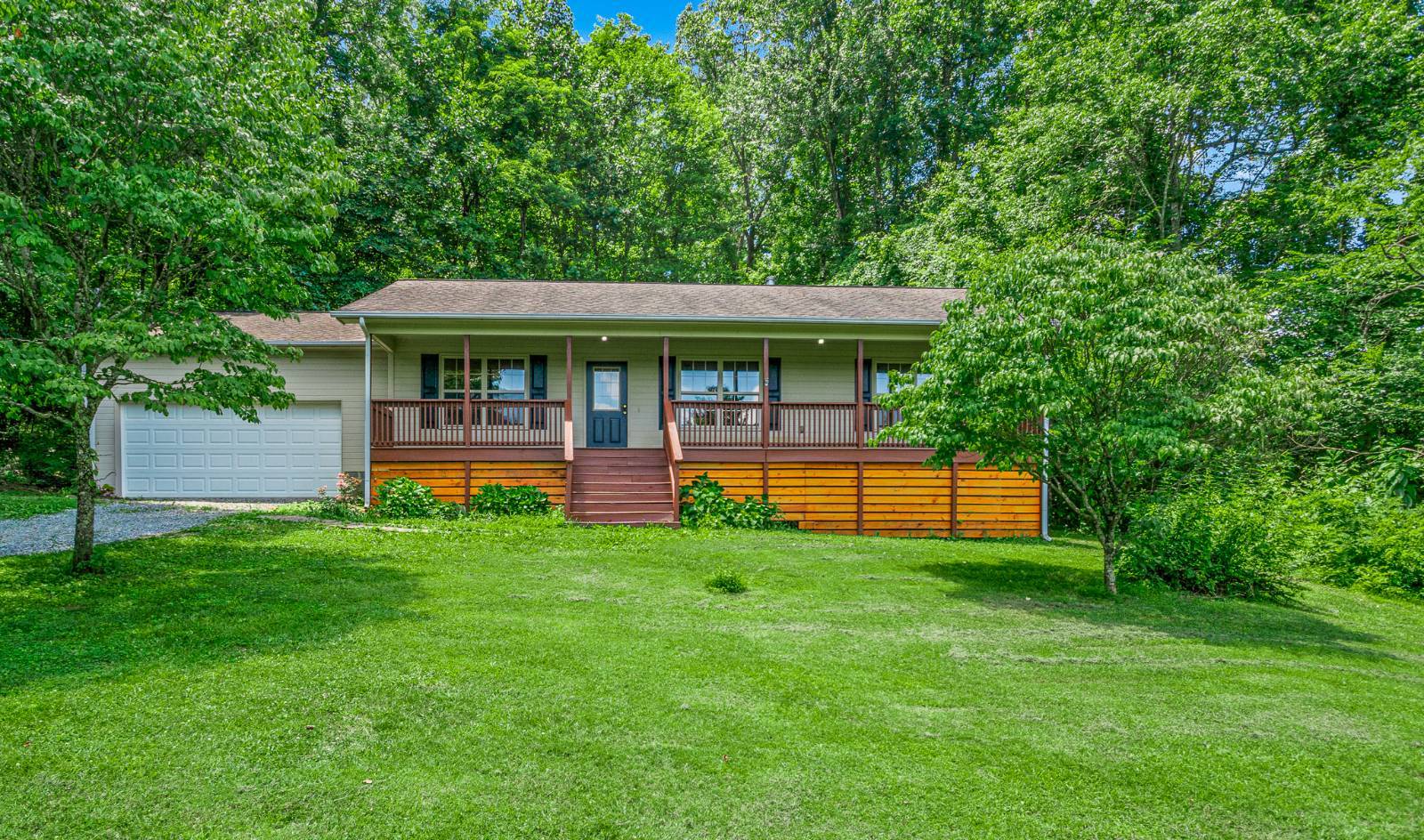 Strawberry Plains, TN 37871,4819 Hillard Ln