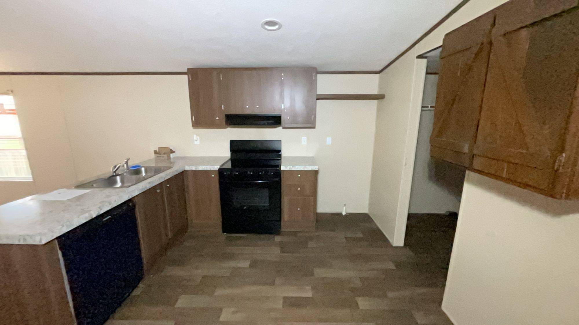 Oliver Springs, TN 37840,421 SUNFLOWER LN