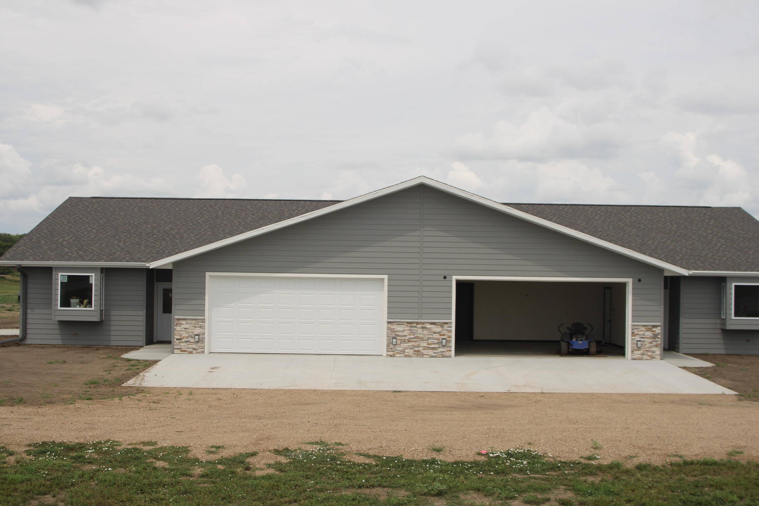 Plankinton, SD 57368,Lots 4 & 5 S Maple St