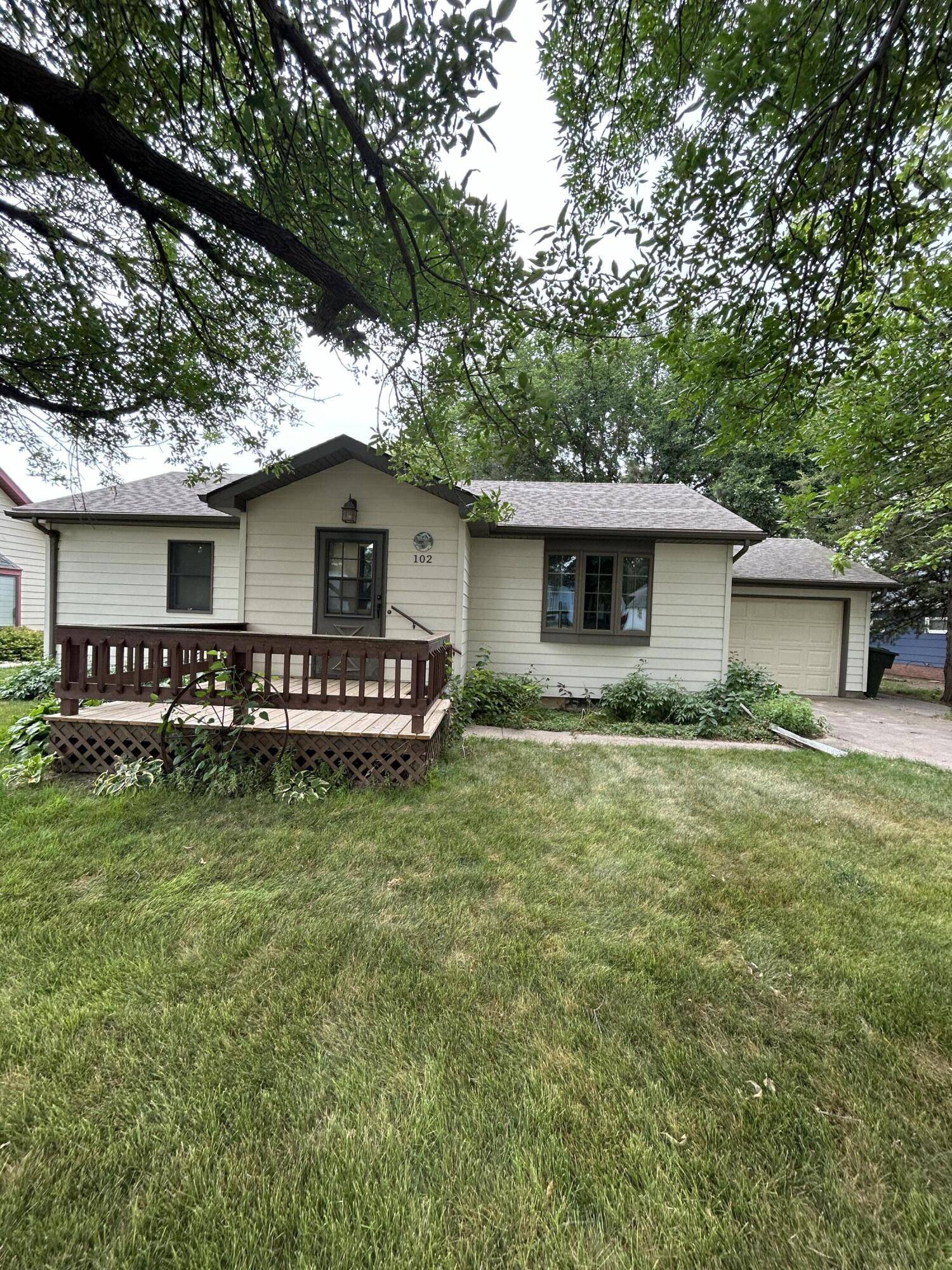 Tripp, SD 57376,102 S Hassett St