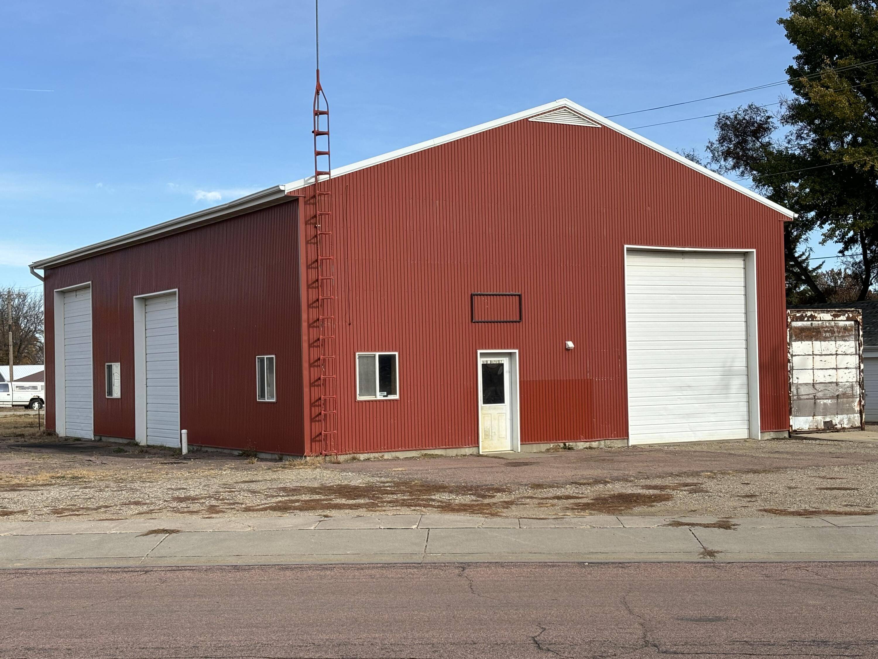 Tripp, SD 57376,101 Depot