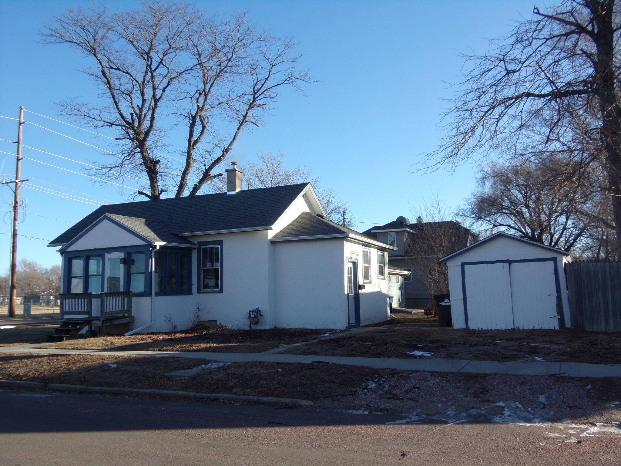 Mitchell, SD 57301,1122 N Lawler St