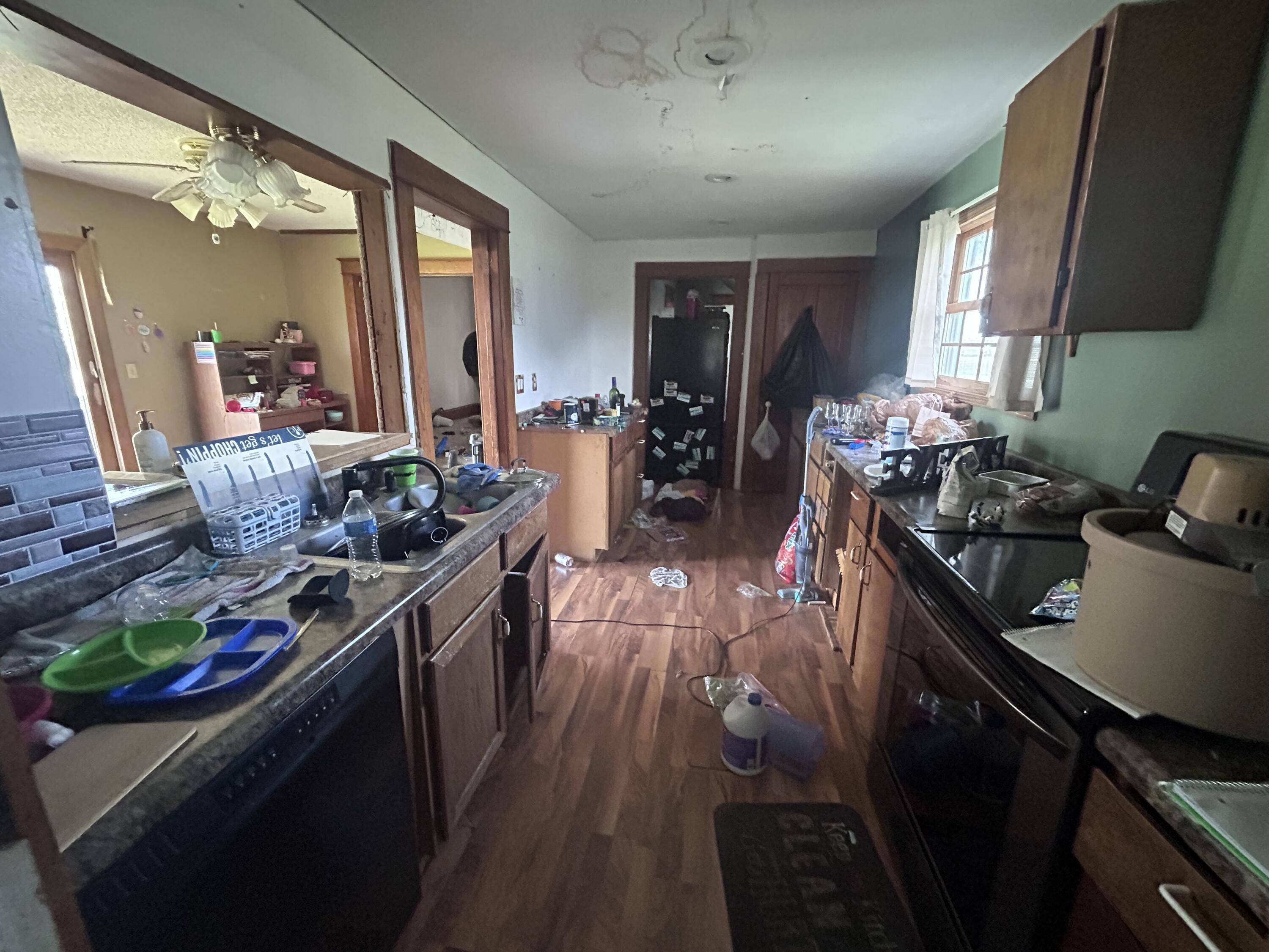 Mount Vernon, SD 57363,308 E 1st