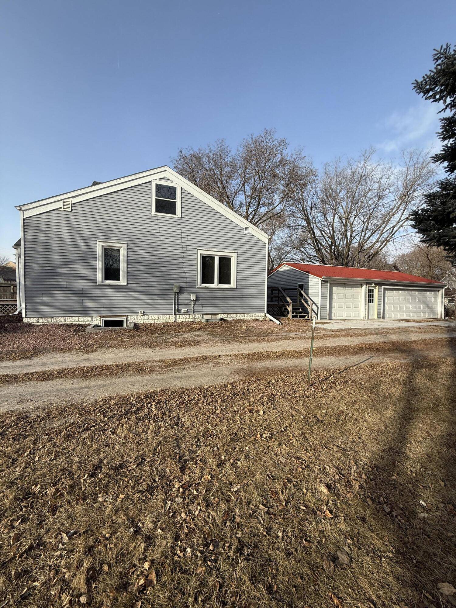 Mitchell, SD 57301,216 Andrews St