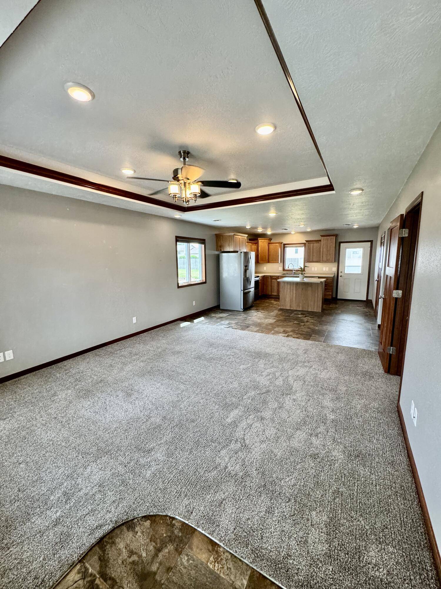 Mitchell, SD 57301,917 or 919 W 16th Ave