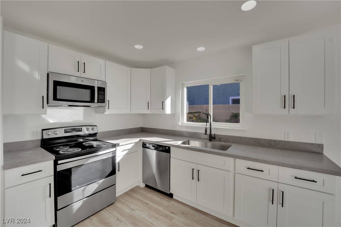 Las Vegas, NV 89107,512 Purcell DR