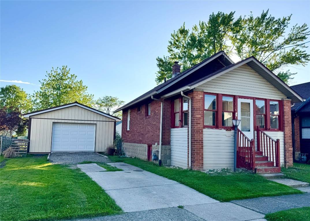 Erie, PA 16510,2414 WILLOW ST