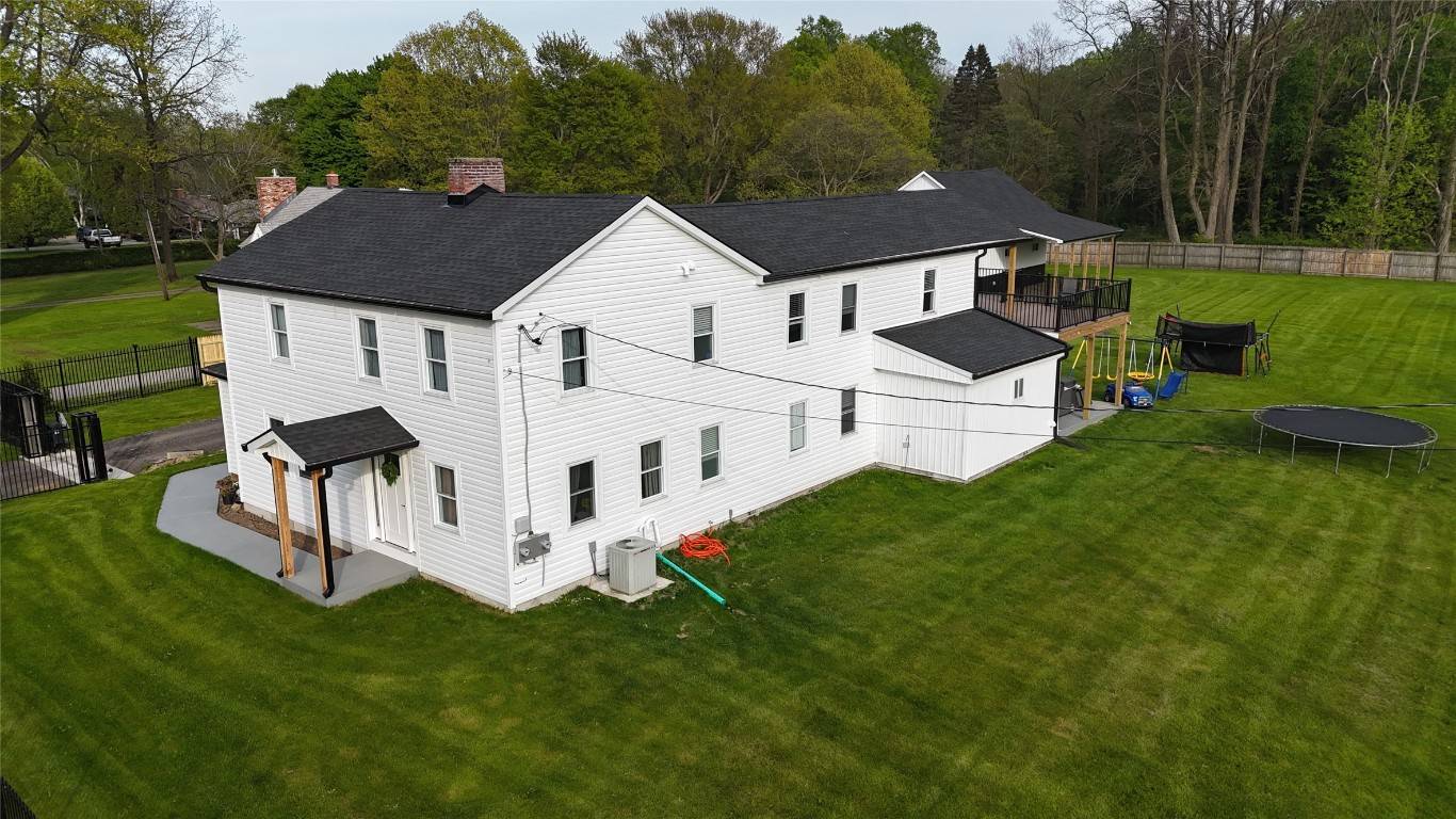 Erie, PA 16511,6615 E LAKE RD