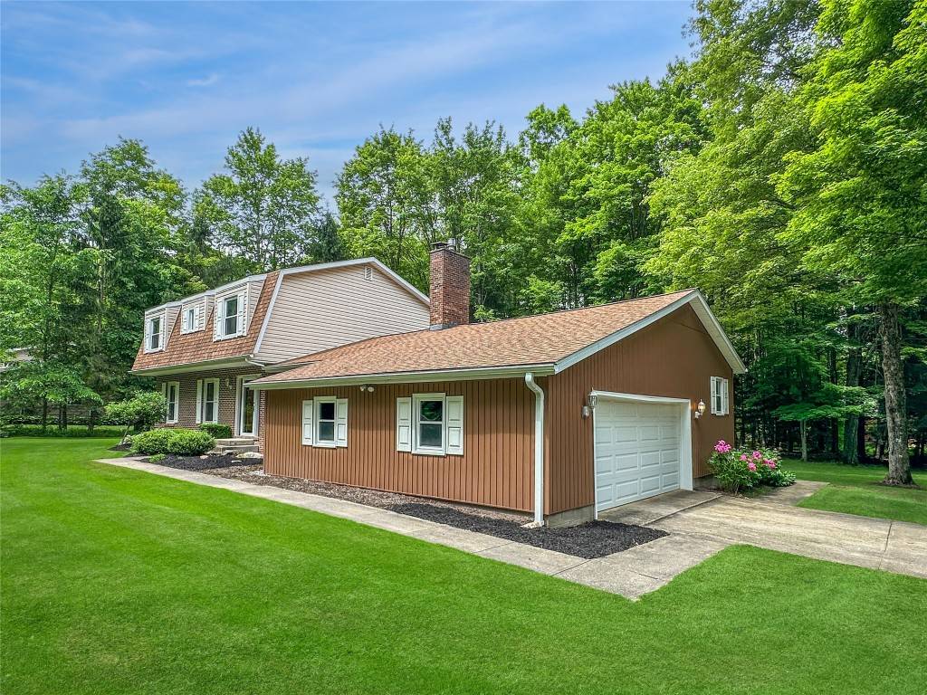 Edinboro, PA 16412,12015 SKYVIEW DR