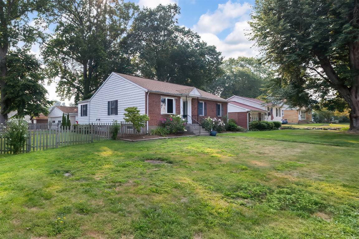 Erie, PA 16505,503 CHELSEA AVE