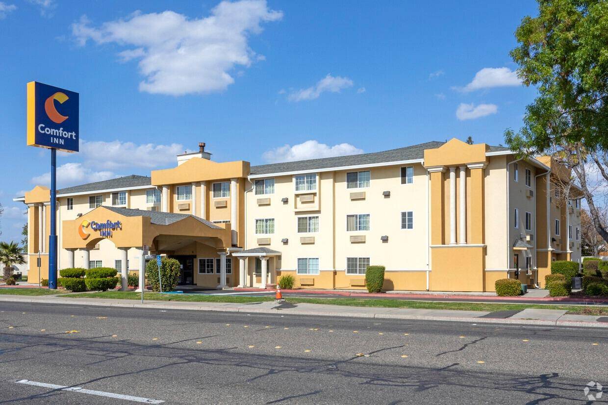 Modesto, CA 95350,2025 W Orangeburg