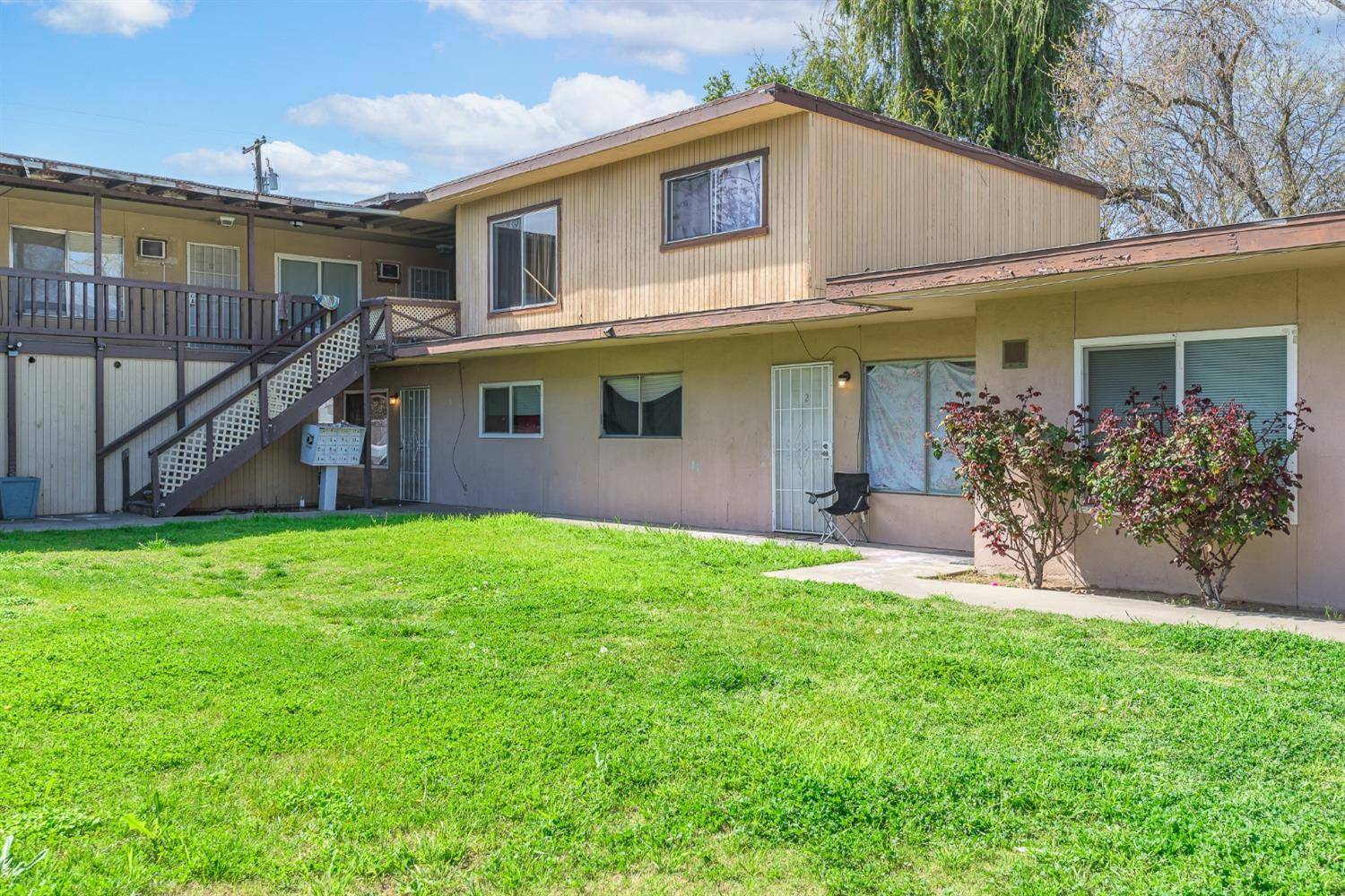 Merced, CA 95340,132 W 18th ST
