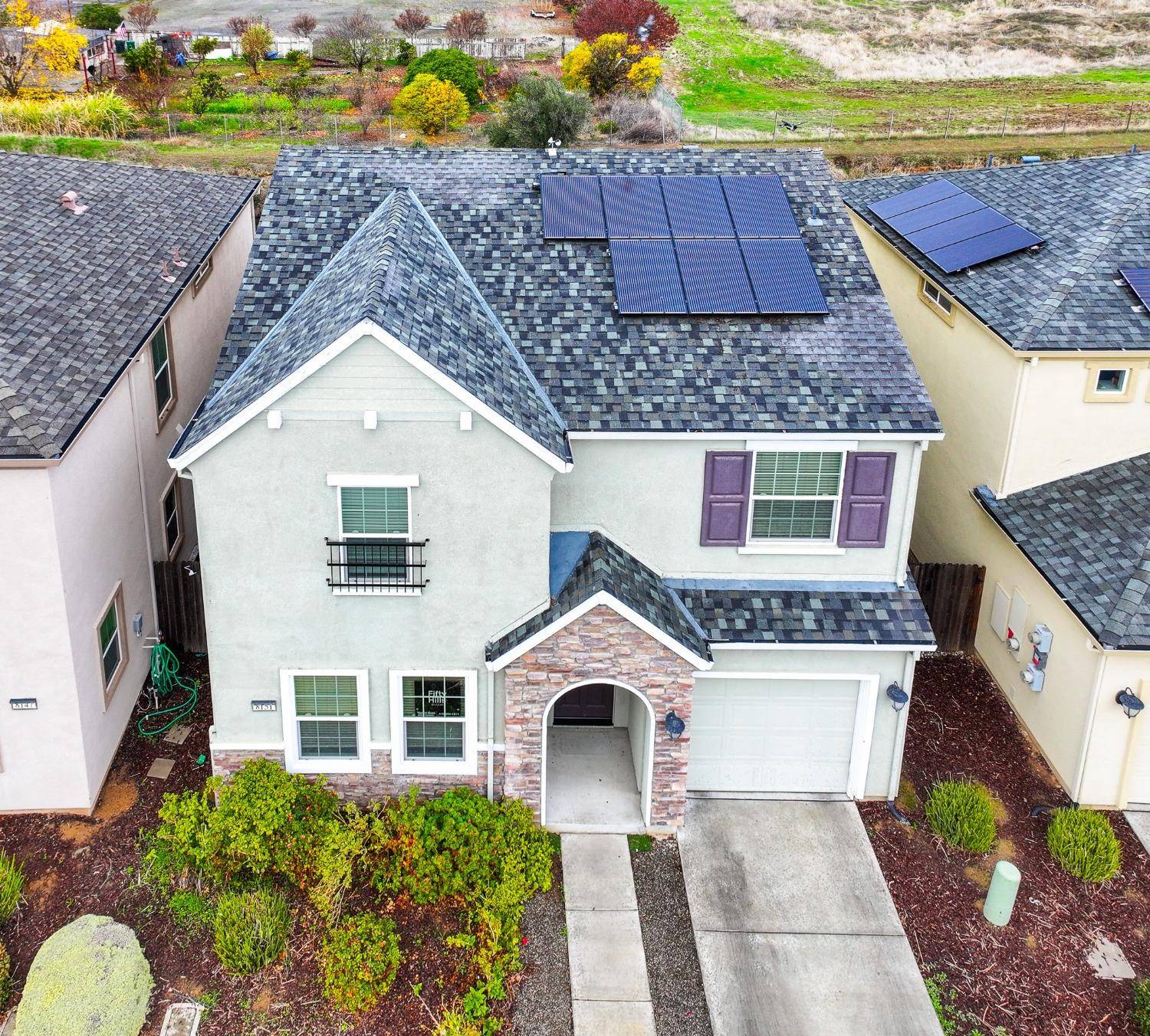 Sacramento, CA 95828,8151 Weeping Willow LN