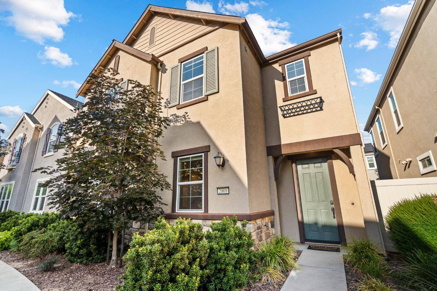 Roseville, CA 95747,2009 Montauban PL