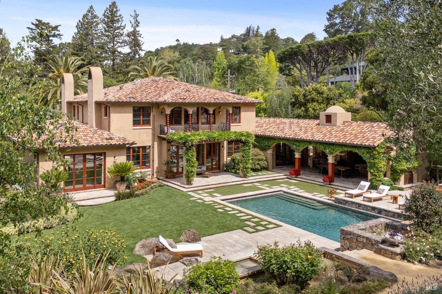 Kentfield, CA 94904,324 Palm AVE