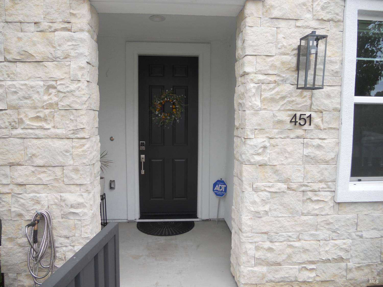 Santa Rosa, CA 95403,451 Semillon LN