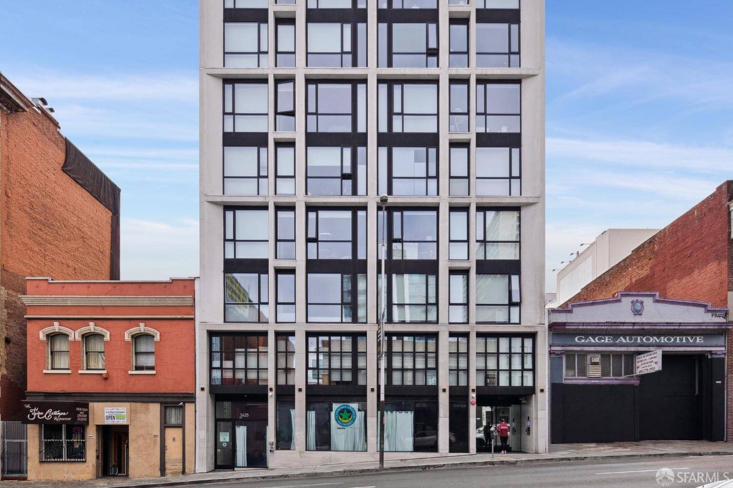 San Francisco, CA 94109,1433 Bush ST #702