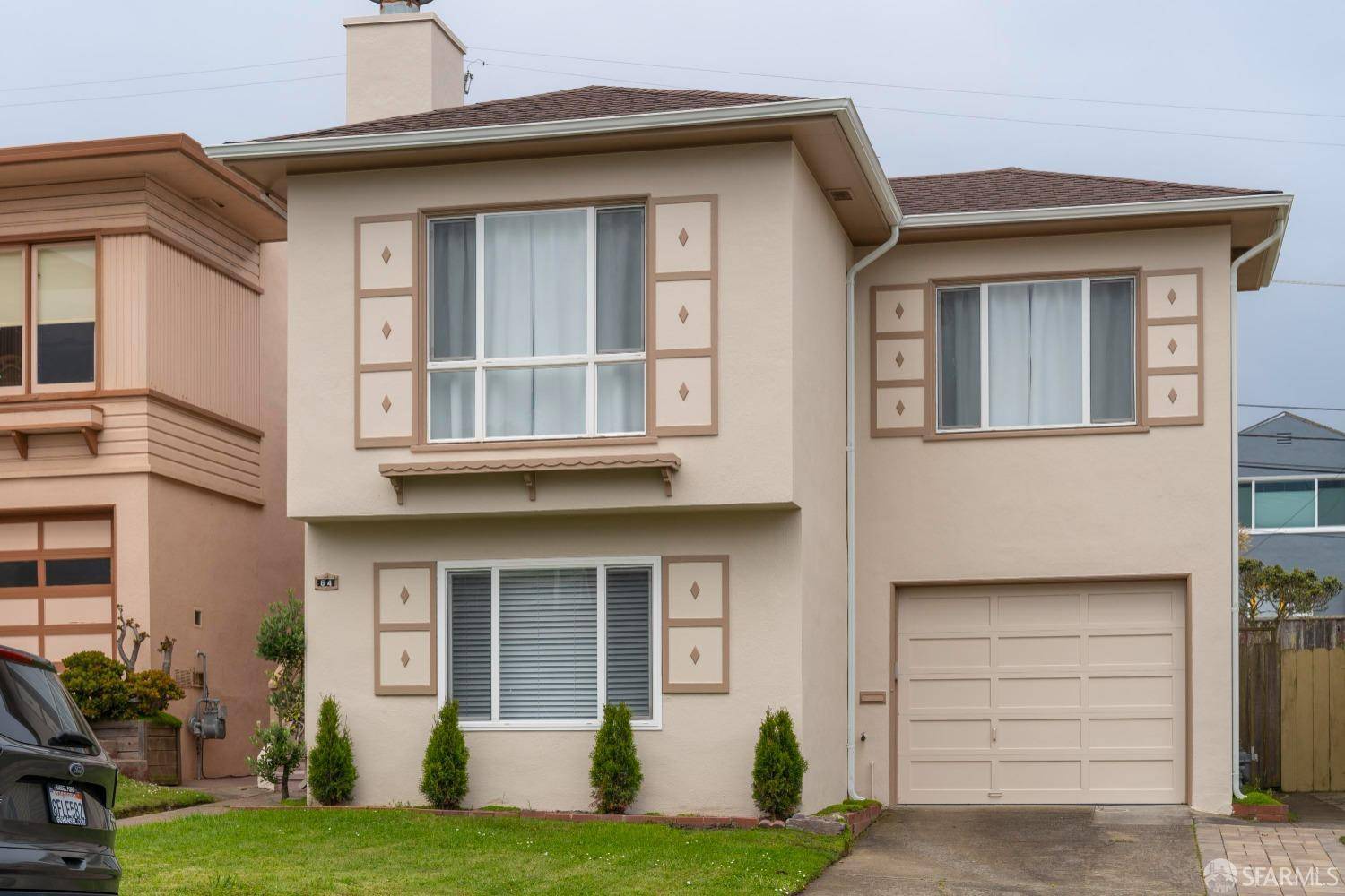 Daly City, CA 94015,64 Oakmont DR