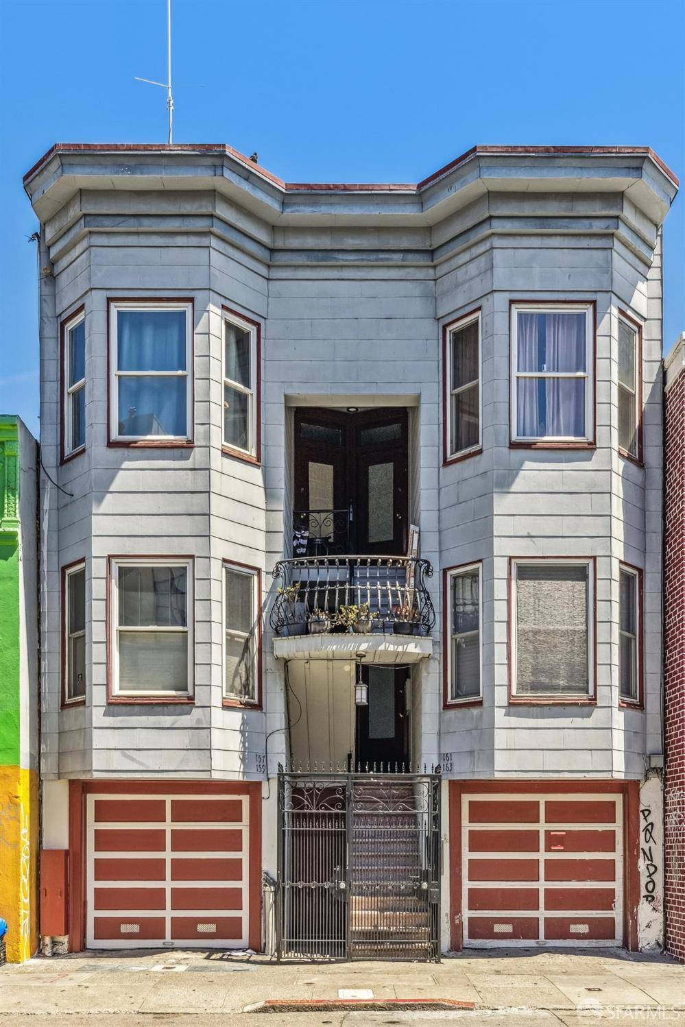 San Francisco, CA 94110,157 Capp ST