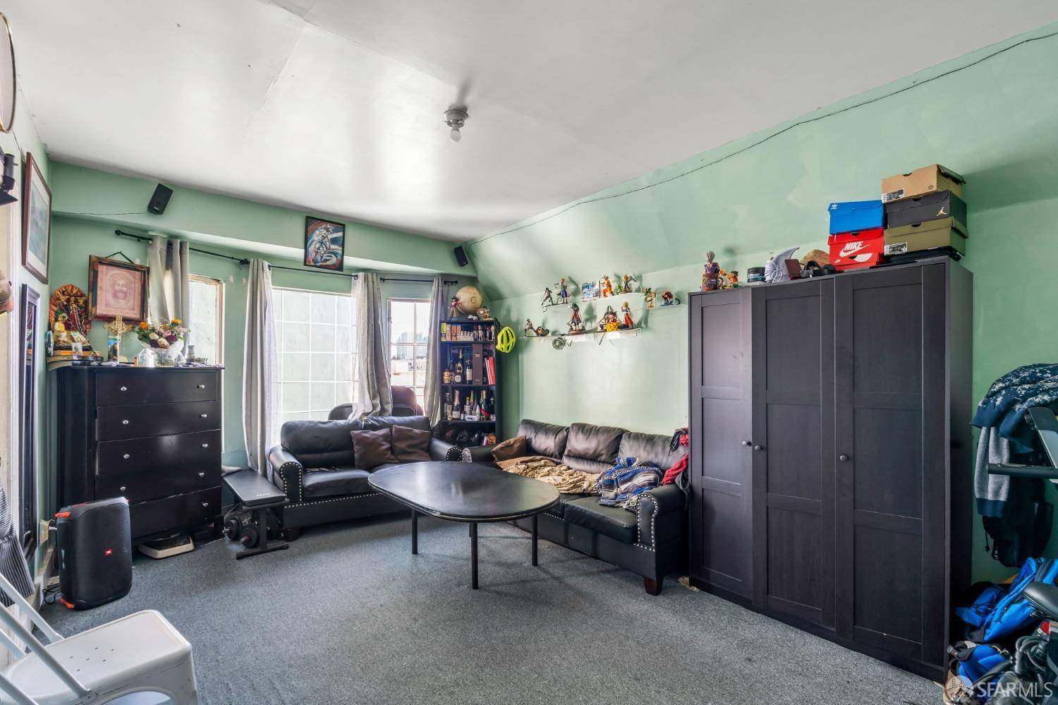 San Francisco, CA 94102,334 Leavenworth ST