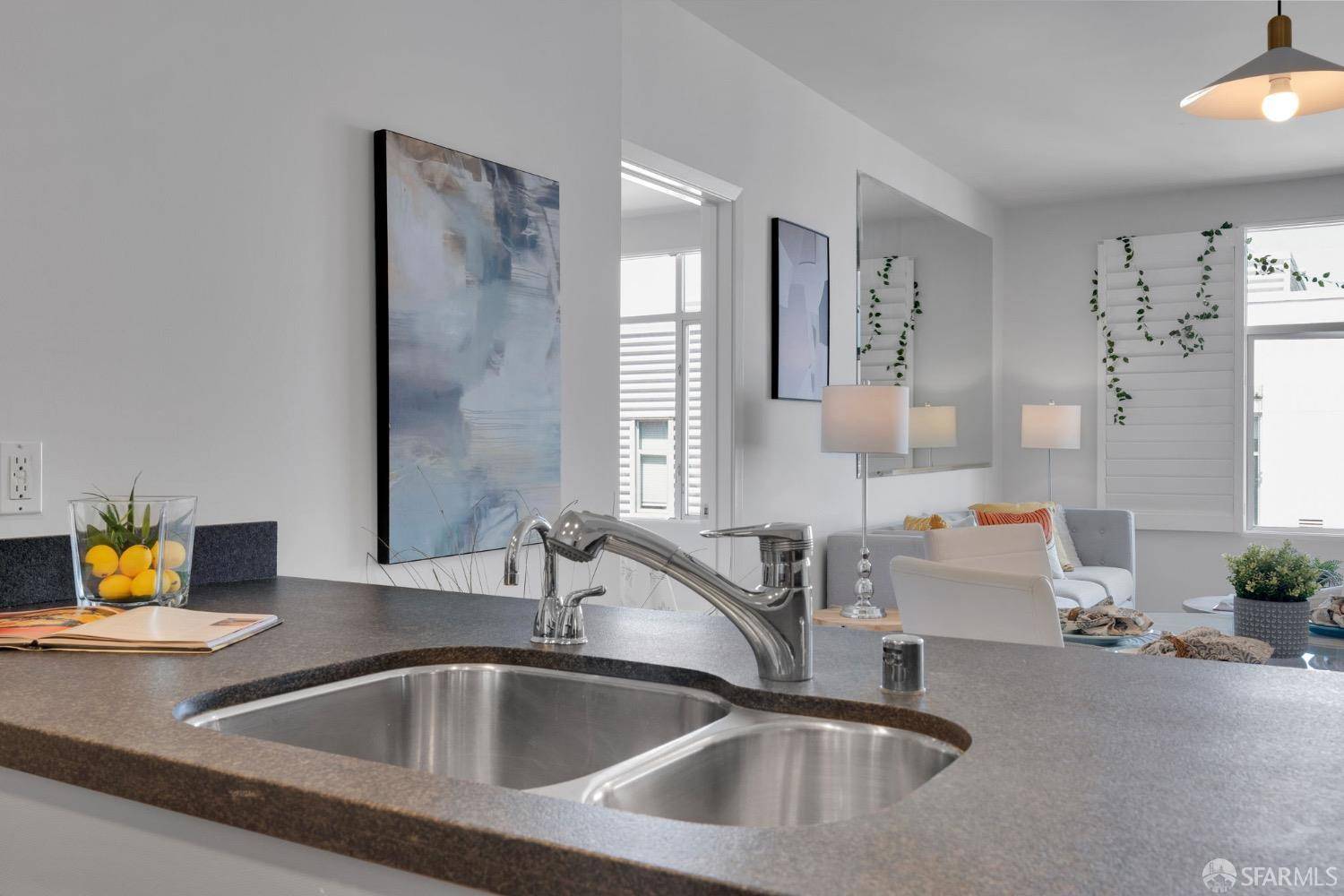 San Francisco, CA 94107,451 Kansas ST #518