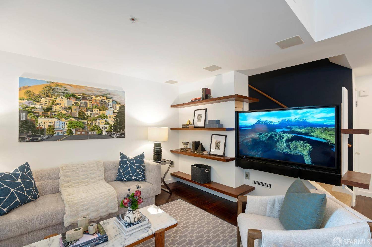 San Francisco, CA 94110,2125 Bryant ST #103