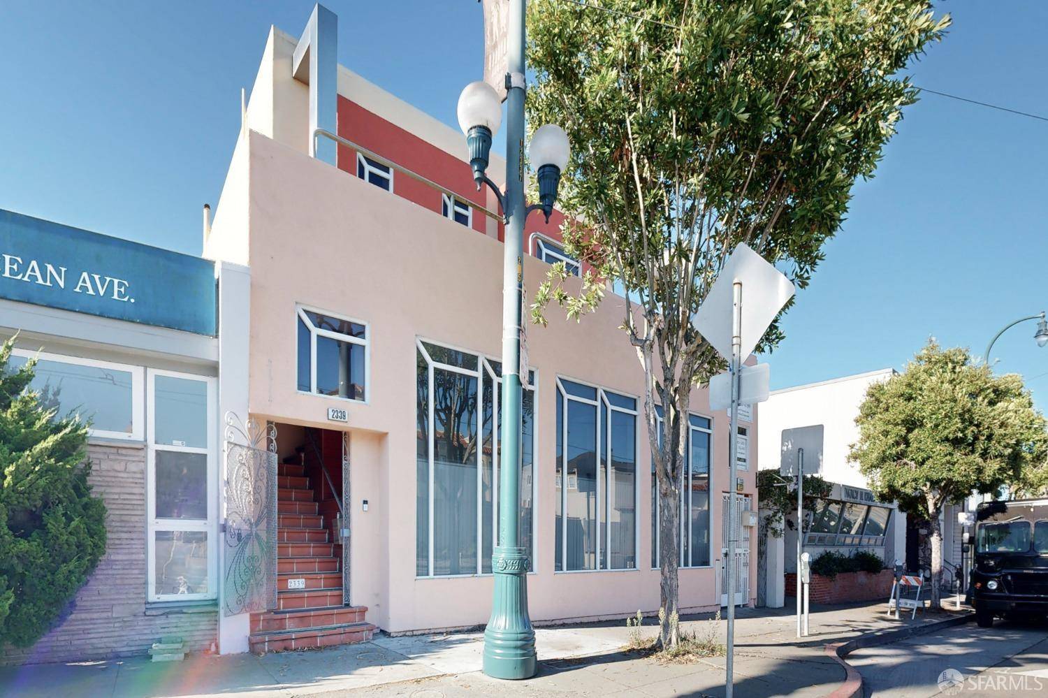 San Francisco, CA 94127,2337 Ocean AVE