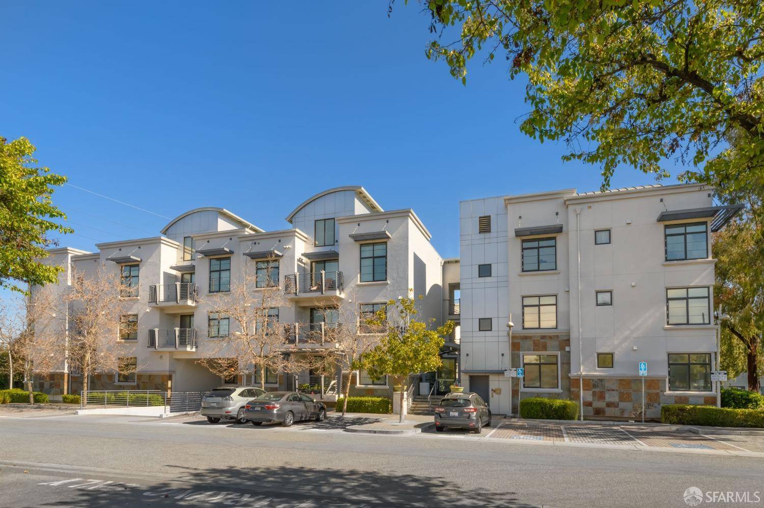 Cupertino, CA 95014,10745 N De Anza BLVD #123
