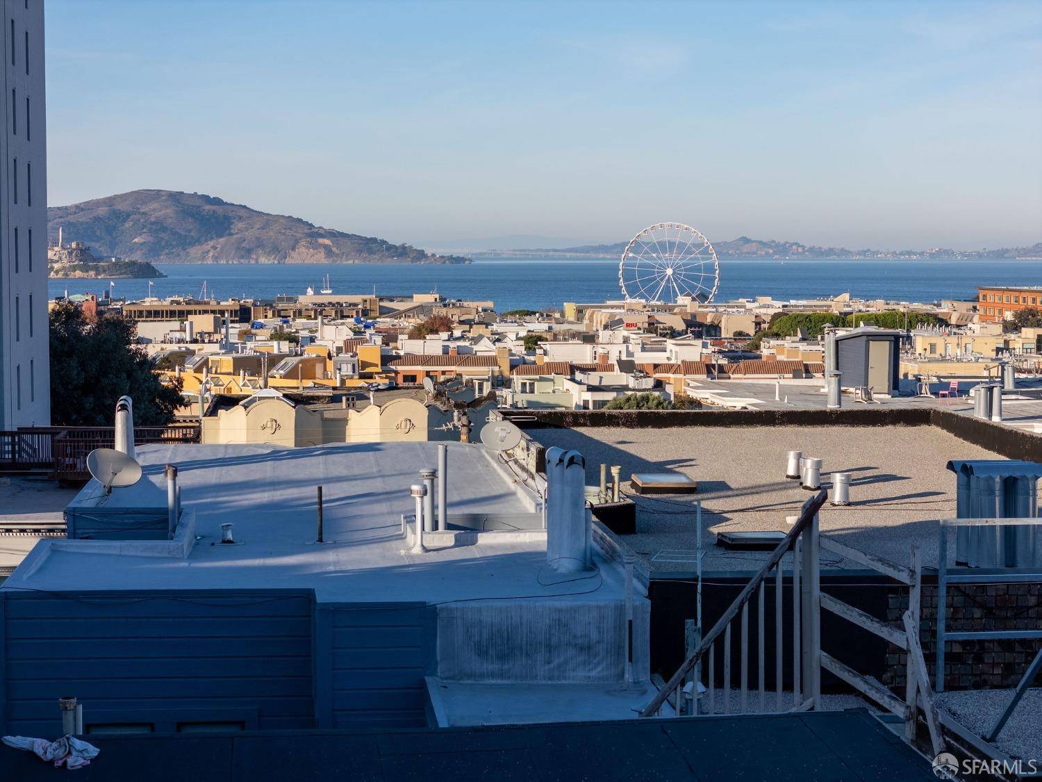 San Francisco, CA 94133,58-60 N Valparaiso ST