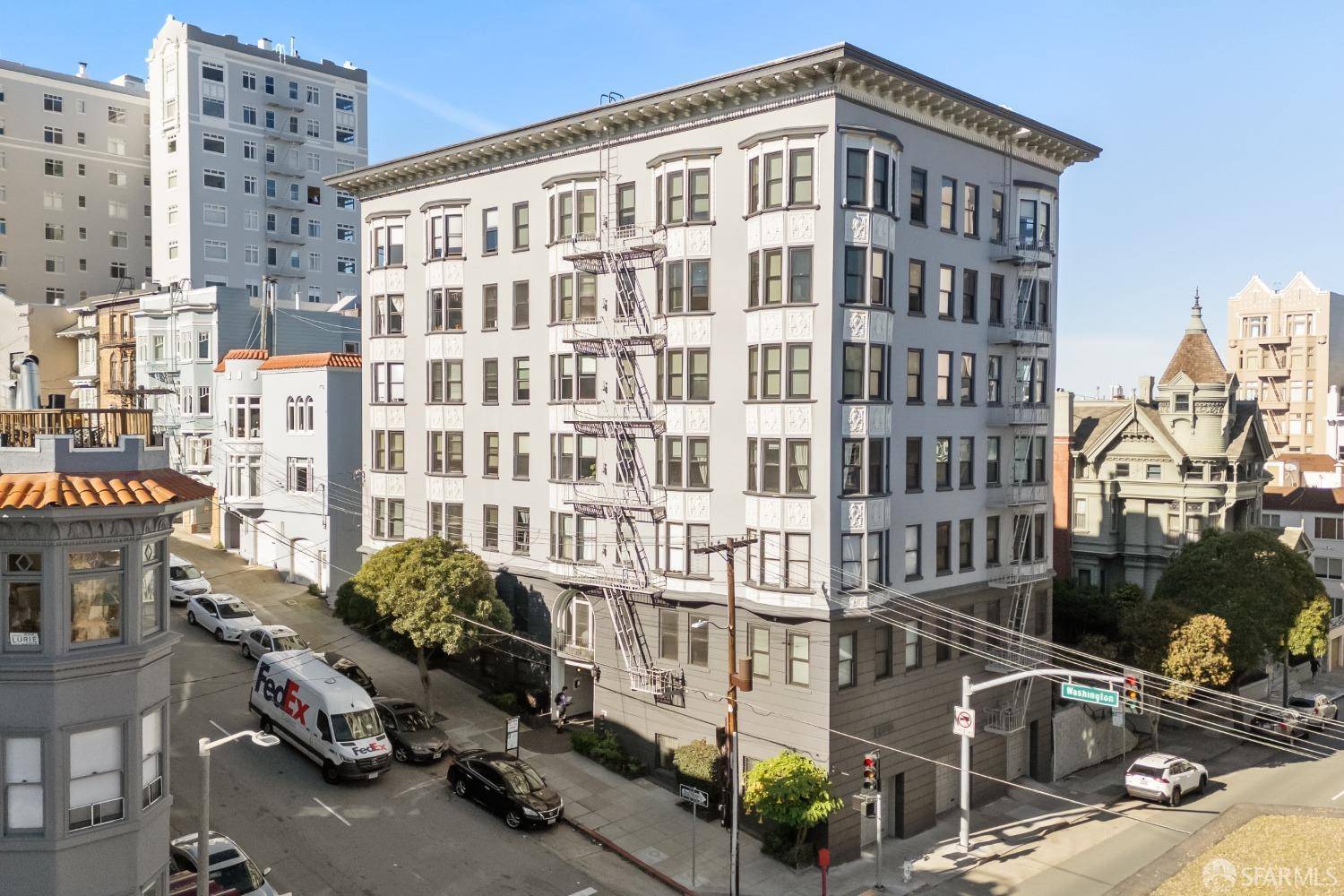 San Francisco, CA 94109,1900 Washington ST