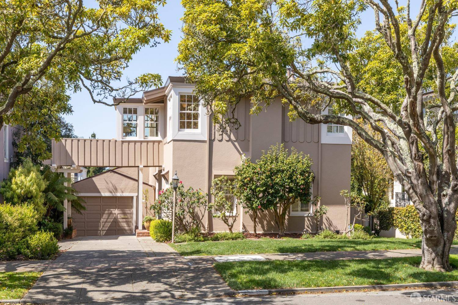 San Francisco, CA 94127,140 San Fernando WAY