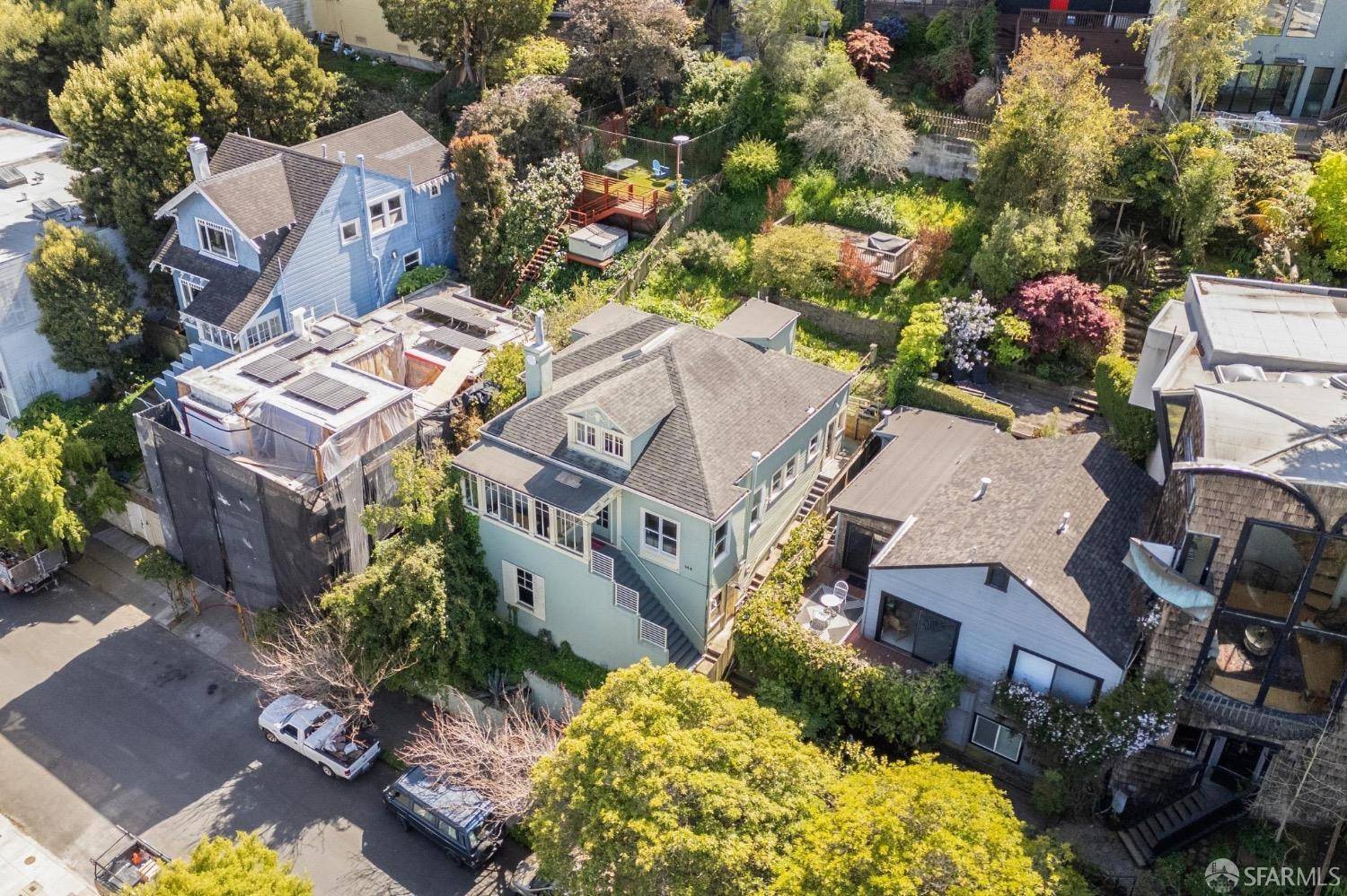 San Francisco, CA 94131,144 Laidley ST