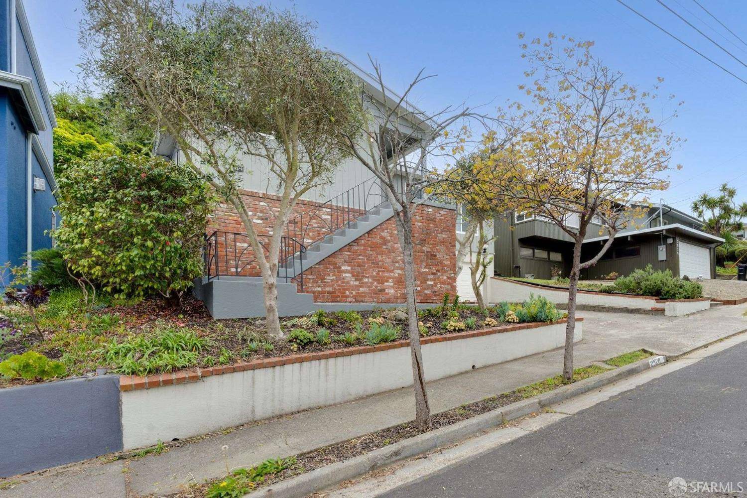 El Cerrito, CA 94530,2520 Tassajara AVE