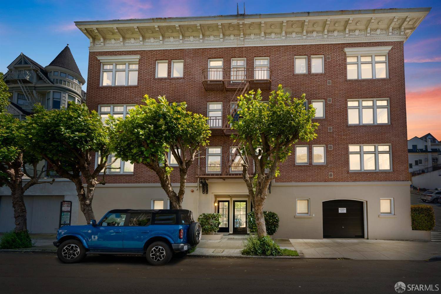 San Francisco, CA 94123,2195 Green ST #2